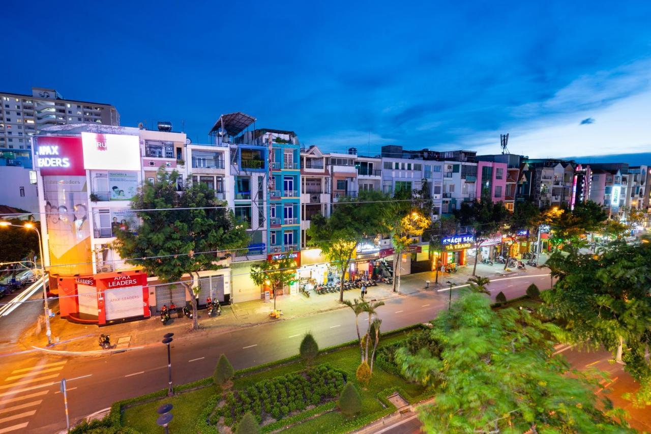 F-Hotel&Apartment Ho Chi Minh-stad Buitenkant foto